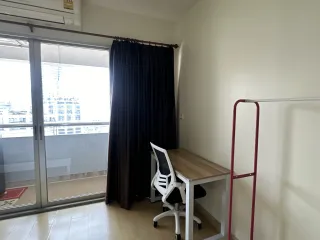 À louer studio condo à Pathum Wan, Bangkok