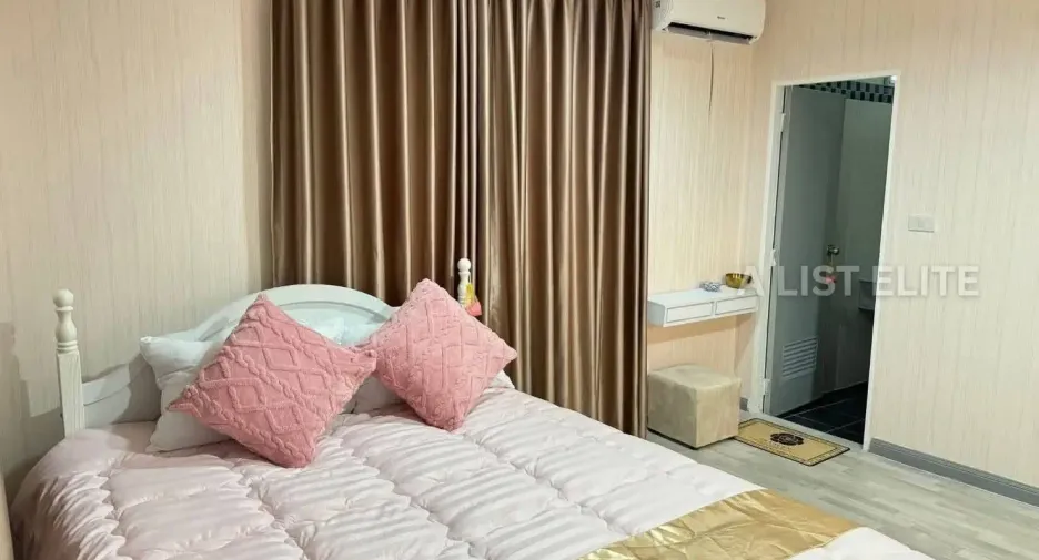 For sale 5 bedrooms house in Bang Lamung, Chonburi