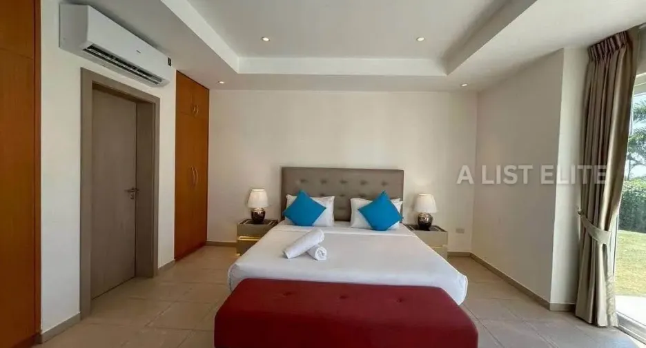 Haus zur Miete mit 4 Zimmer in Bang Lamung, Chonburi