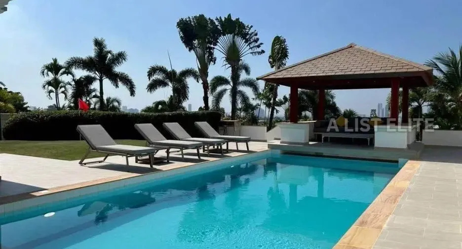 Haus zur Miete mit 4 Zimmer in Bang Lamung, Chonburi