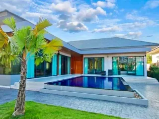 For Rent 5 Bedroom House In Bang Lamung, Chonburi