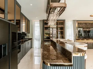For rent 8 bedrooms house in Bang Lamung, Chonburi