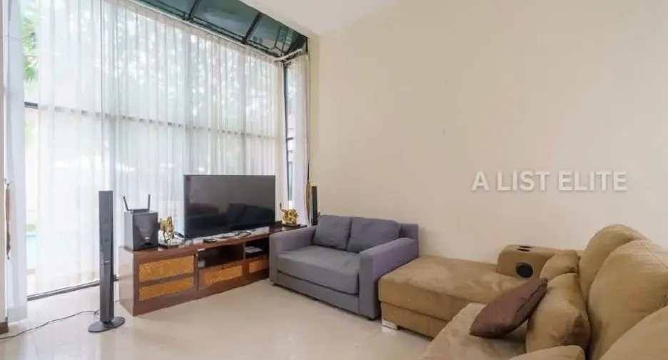 ให้เช่า 4 ห้องนอน บ้านเดี่ยว ใน บางละมุง, ชลบุรี