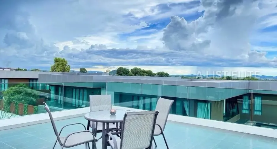 For rent 6 bedrooms house in Bang Lamung, Chonburi