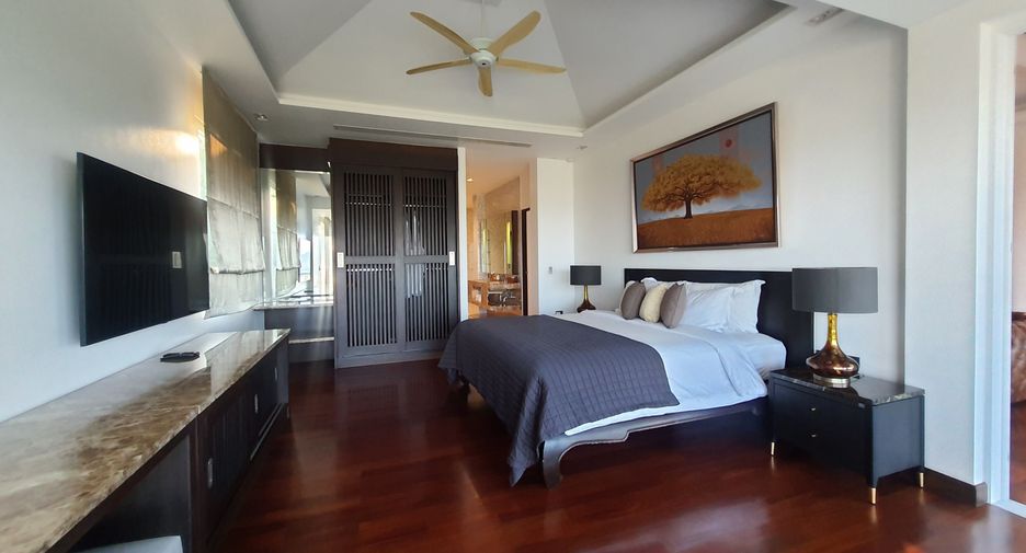 For rent 6 bedrooms villa in Mueang Phuket, Phuket