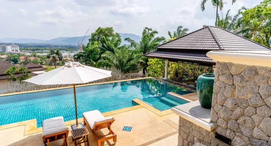 For sale 6 bedrooms villa in Thalang, Phuket