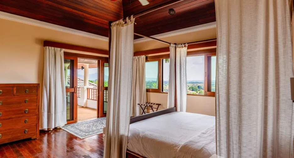 For sale 6 bedrooms villa in Thalang, Phuket