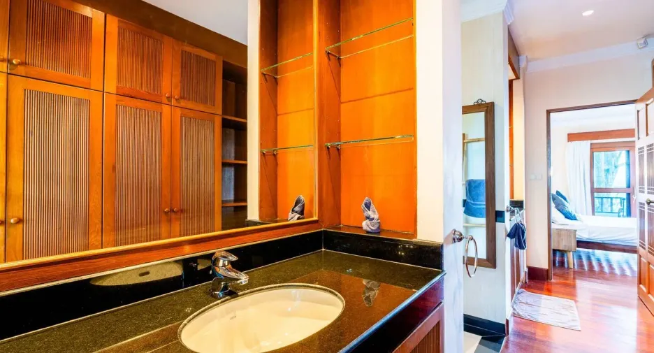 For sale 6 bedrooms villa in Thalang, Phuket