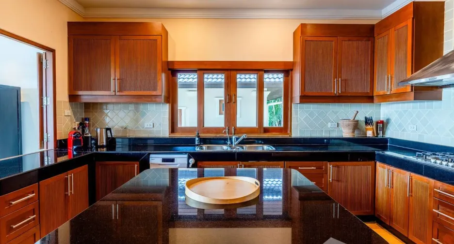 For sale 6 bedrooms villa in Thalang, Phuket