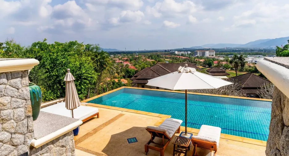 For sale 6 bedrooms villa in Thalang, Phuket