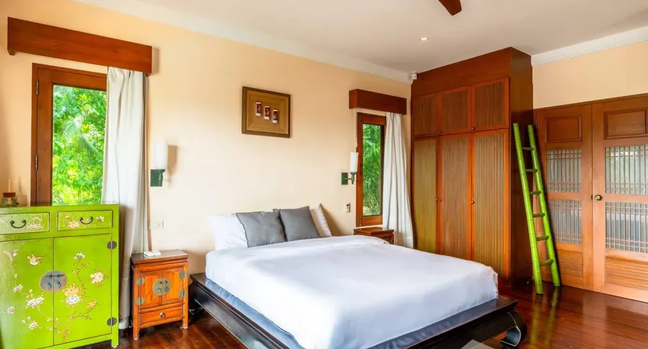 For sale 6 bedrooms villa in Thalang, Phuket