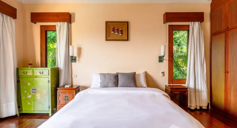 For sale 6 bedrooms villa in Thalang, Phuket