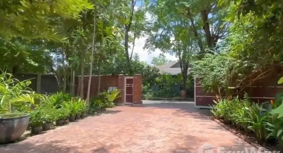 For rent 4 ベッドルーム house in Mueang Chiang Mai, Chiang Mai