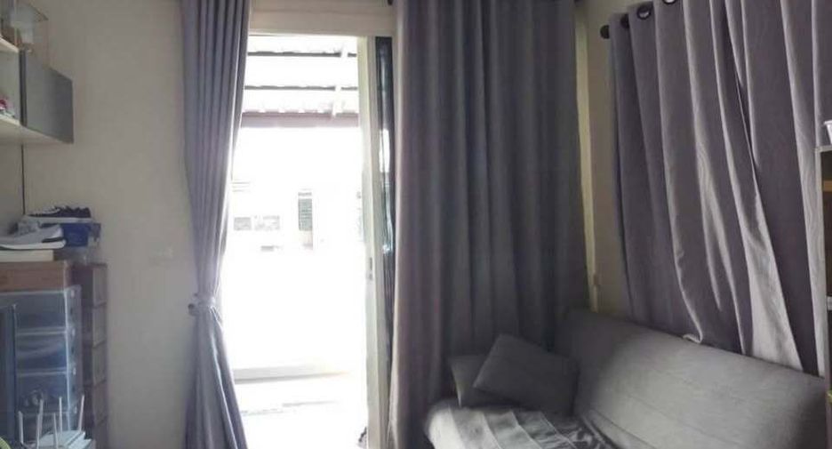 For rent 4 bedrooms townhouse in Bang Phli, Samut Prakan