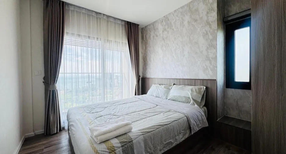 For rent 3 bedrooms condo in Si Racha, Chonburi