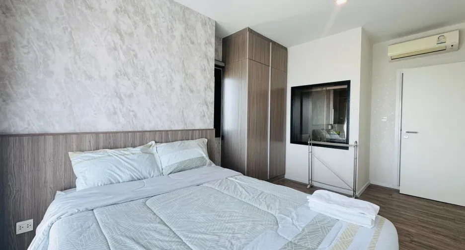 For rent 3 bedrooms condo in Si Racha, Chonburi