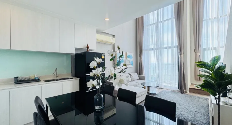 For rent 3 bedrooms condo in Si Racha, Chonburi