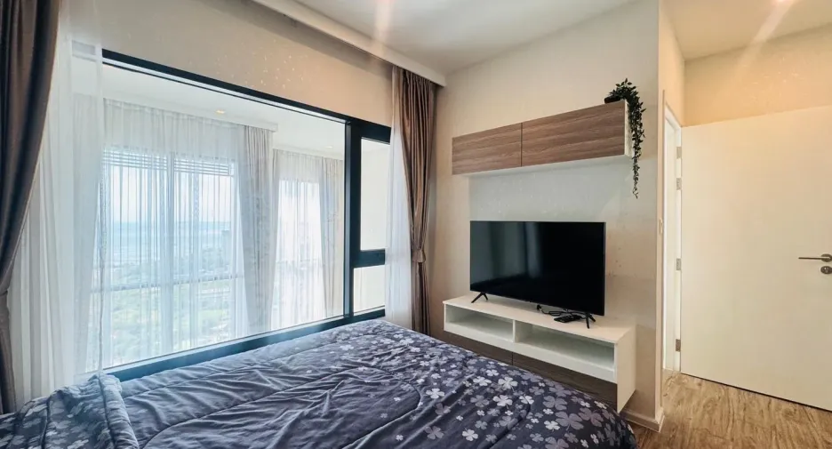 For rent 3 bedrooms condo in Si Racha, Chonburi