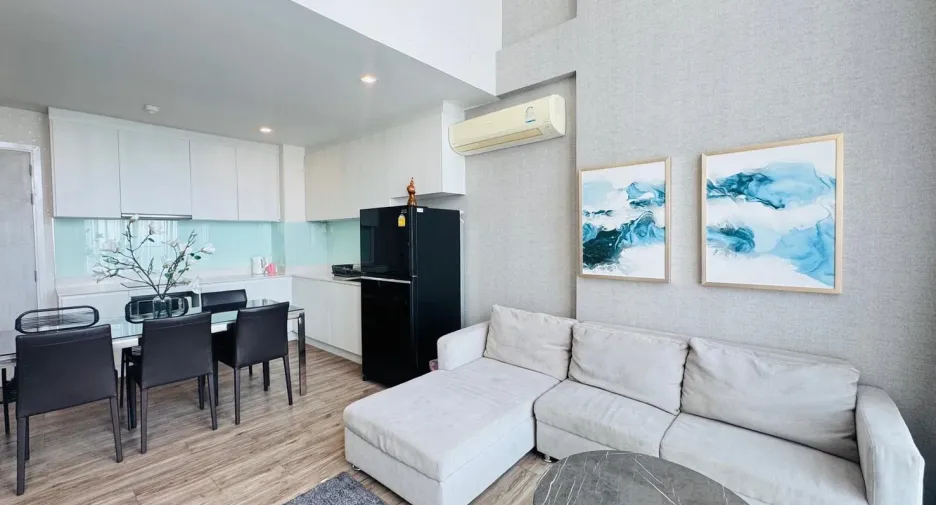 For rent 3 bedrooms condo in Si Racha, Chonburi