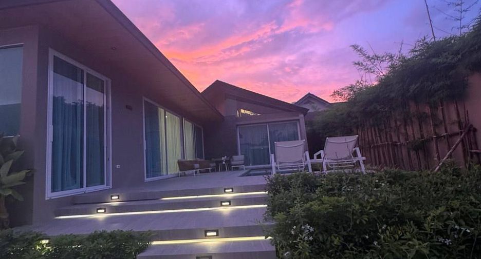 For sale and for rent 3 bedrooms villa in Mueang Phuket, Phuket