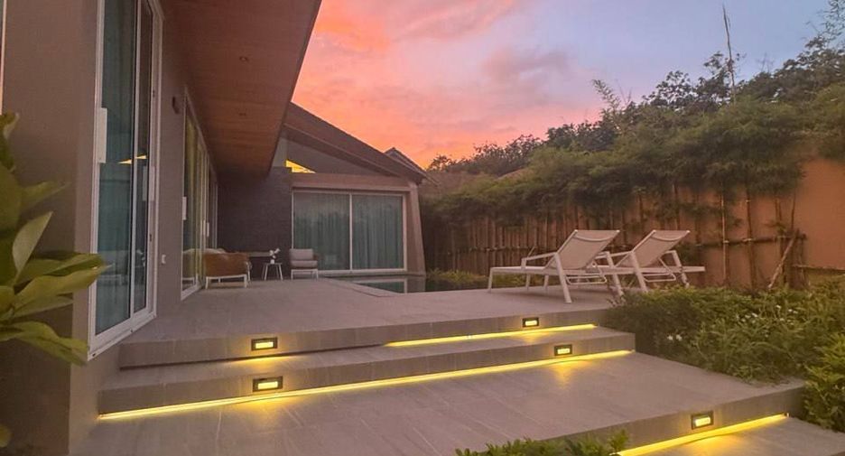 For sale and for rent 3 bedrooms villa in Mueang Phuket, Phuket