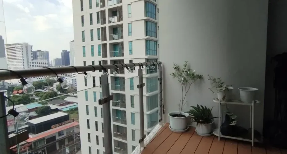 For rent 2 bedrooms condo in Watthana, Bangkok