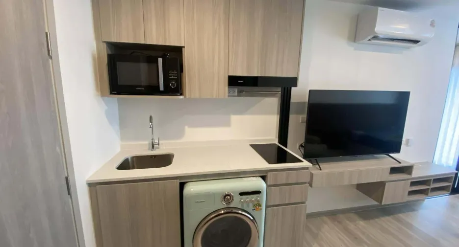 Condo en alquiler de 1 habitaciones en Bang Na, Bangkok
