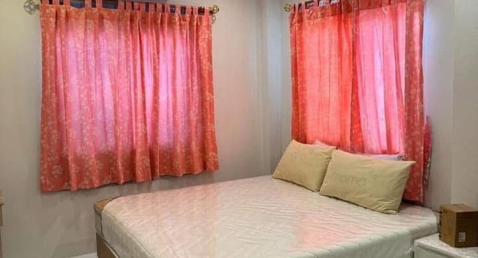 Haus zur Miete mit 2 Zimmer in Bang Lamung, Chonburi