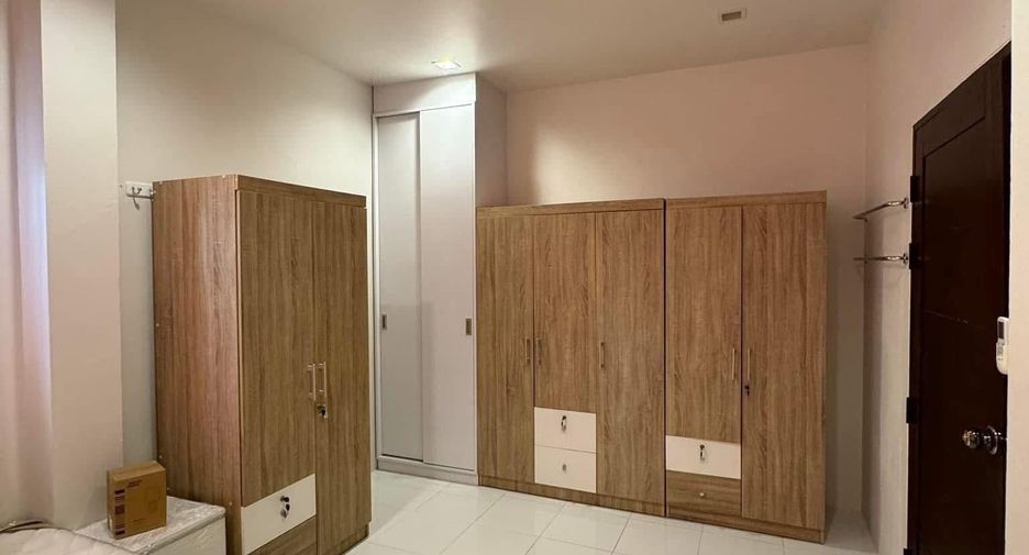 Haus zur Miete mit 2 Zimmer in Bang Lamung, Chonburi