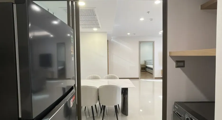 For rent 2 bedrooms condo in Watthana, Bangkok