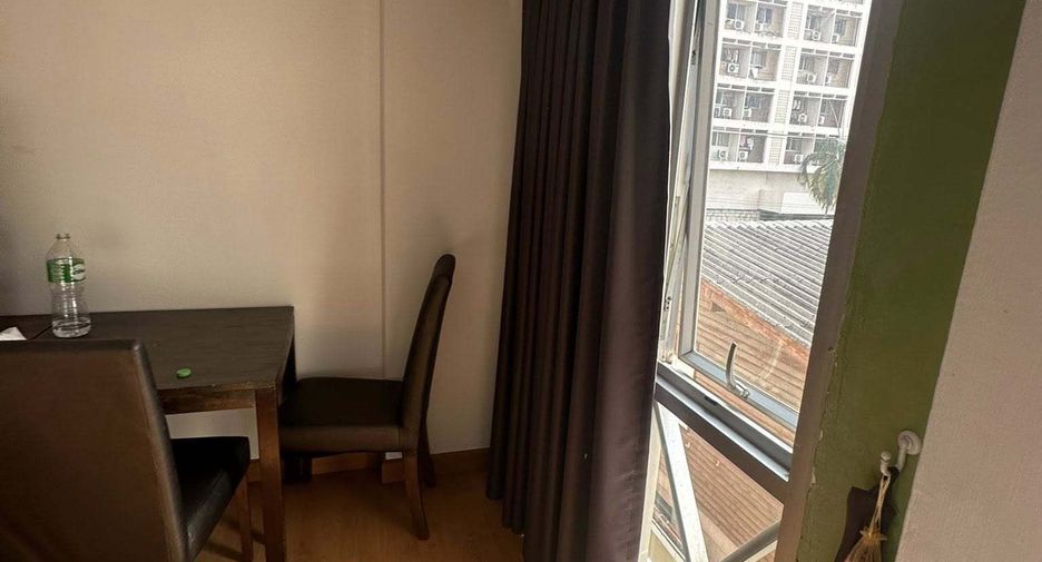 For sale 1 bed condo in Huai Khwang, Bangkok