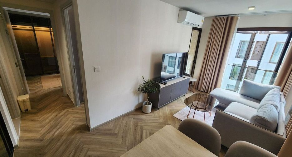 For rent 2 bedrooms condo in Watthana, Bangkok