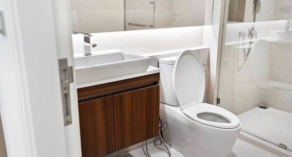 Condo en alquiler de 2 habitaciones en Khlong Toei, Bangkok