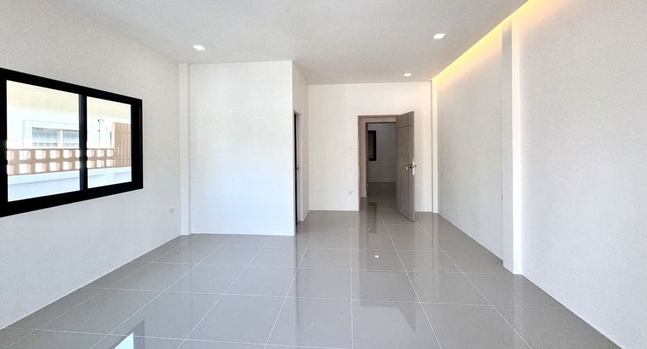 For sale 3 ベッドルーム house in Mueang Phuket, Phuket