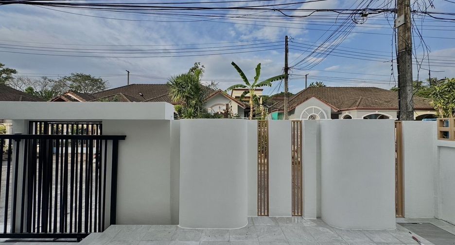 For sale 3 ベッドルーム house in Mueang Phuket, Phuket