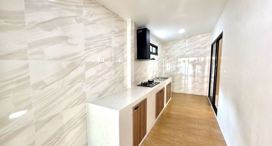 For sale 3 ベッドルーム house in Mueang Phuket, Phuket