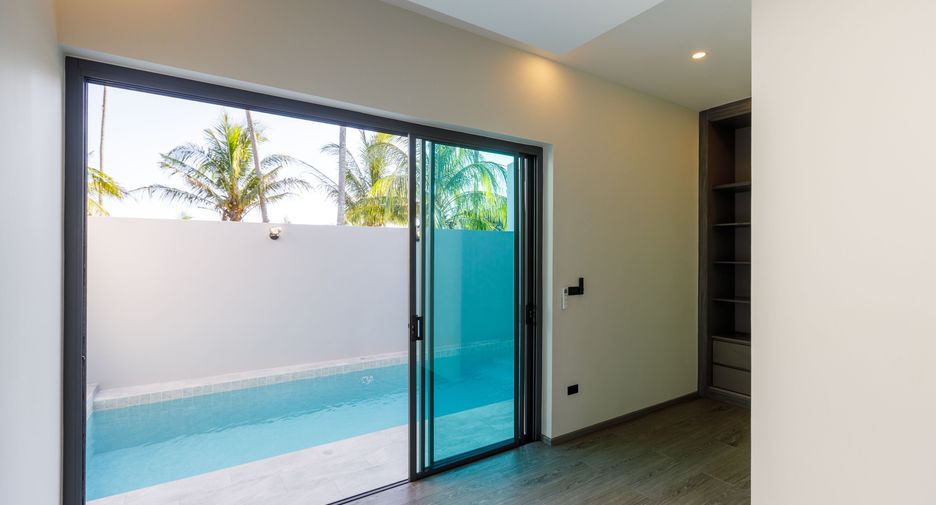For sale 3 bedrooms villa in Mueang Phuket, Phuket