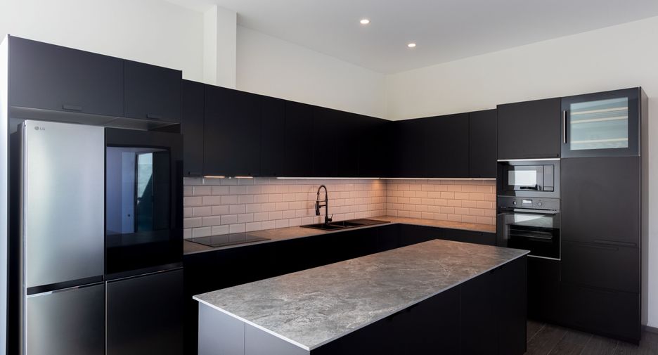 For sale 3 bedrooms villa in Mueang Phuket, Phuket