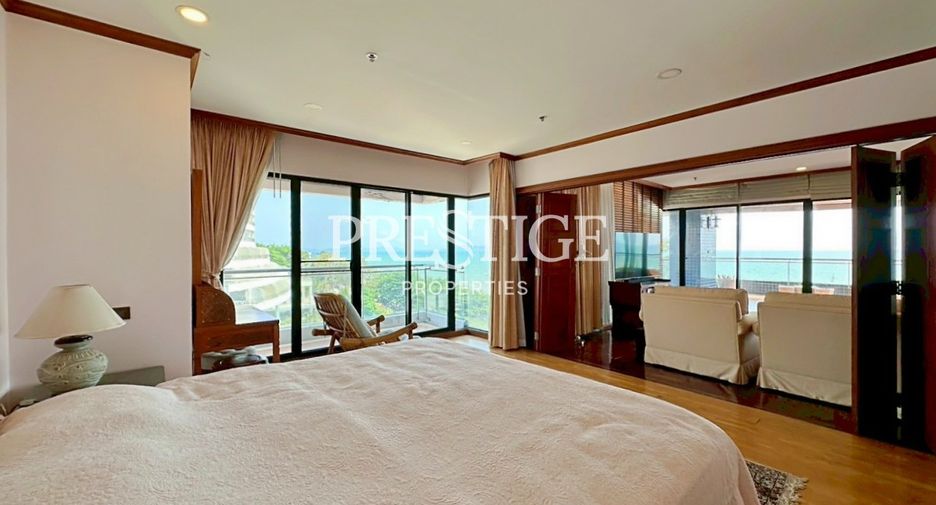 For sale 3 bedrooms condo in Bang Lamung, Chonburi