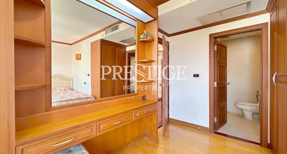 For sale 3 bedrooms condo in Bang Lamung, Chonburi