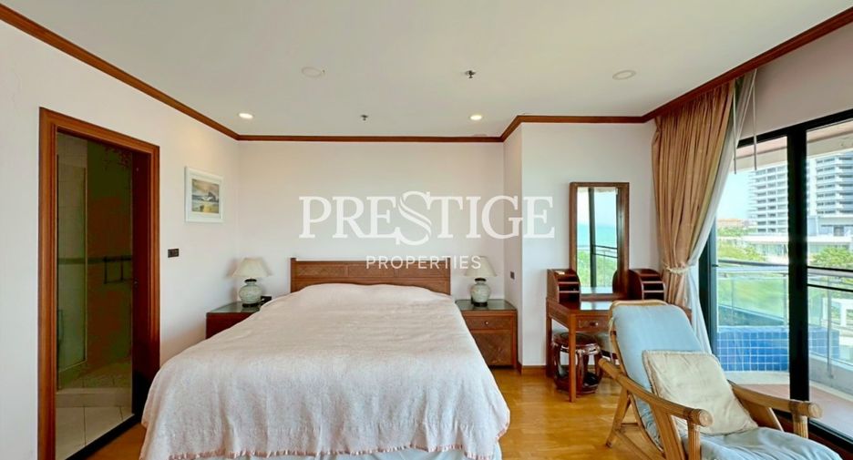 For sale 3 bedrooms condo in Bang Lamung, Chonburi