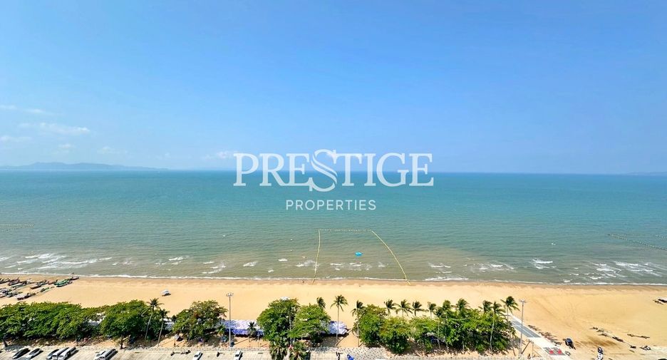 Condo en venta de 3 habitaciones 