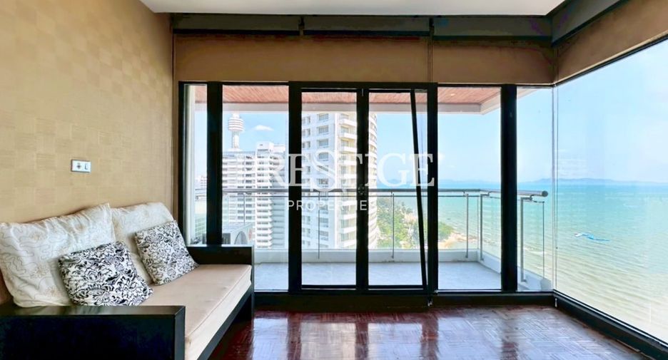 For sale 3 bedrooms condo in Bang Lamung, Chonburi