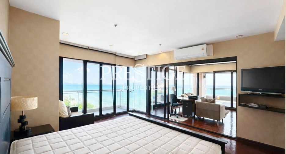 For sale 3 bedrooms condo in Bang Lamung, Chonburi