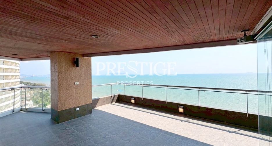 For sale 3 bedrooms condo in Bang Lamung, Chonburi