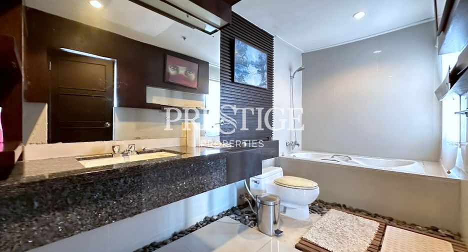For sale 3 bedrooms condo in Bang Lamung, Chonburi