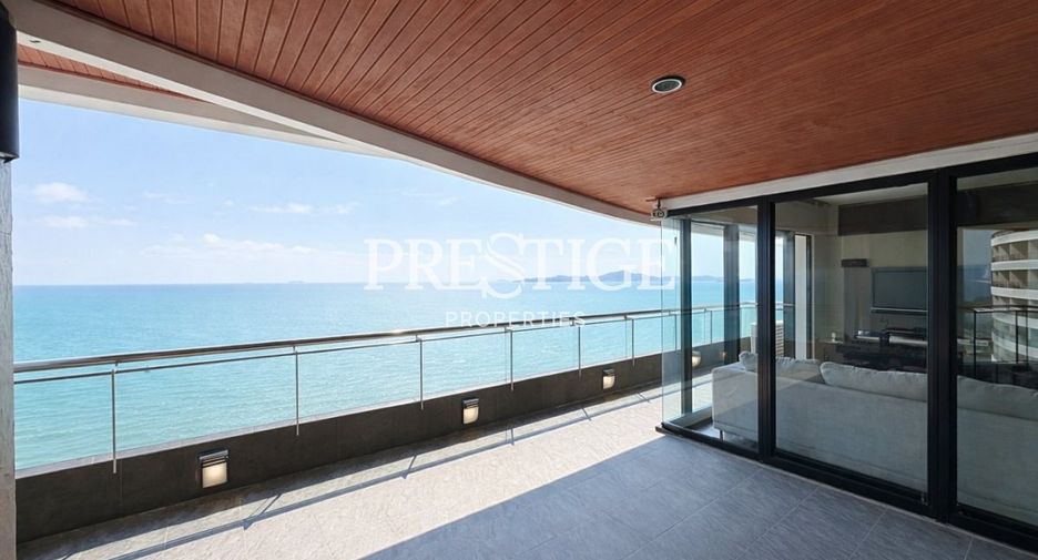 For sale 3 bedrooms condo in Bang Lamung, Chonburi