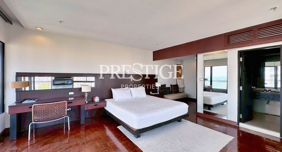 For sale 3 bedrooms condo in Bang Lamung, Chonburi