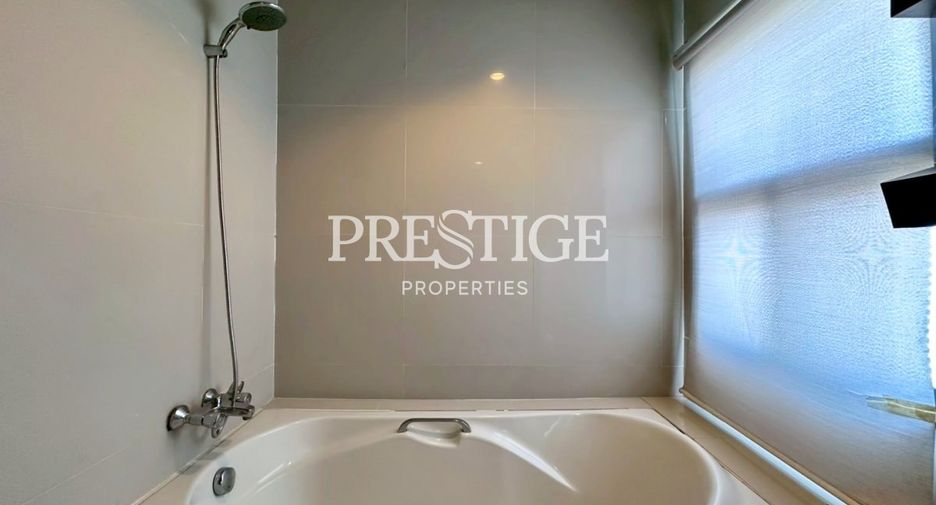 For sale 3 bedrooms condo in Bang Lamung, Chonburi