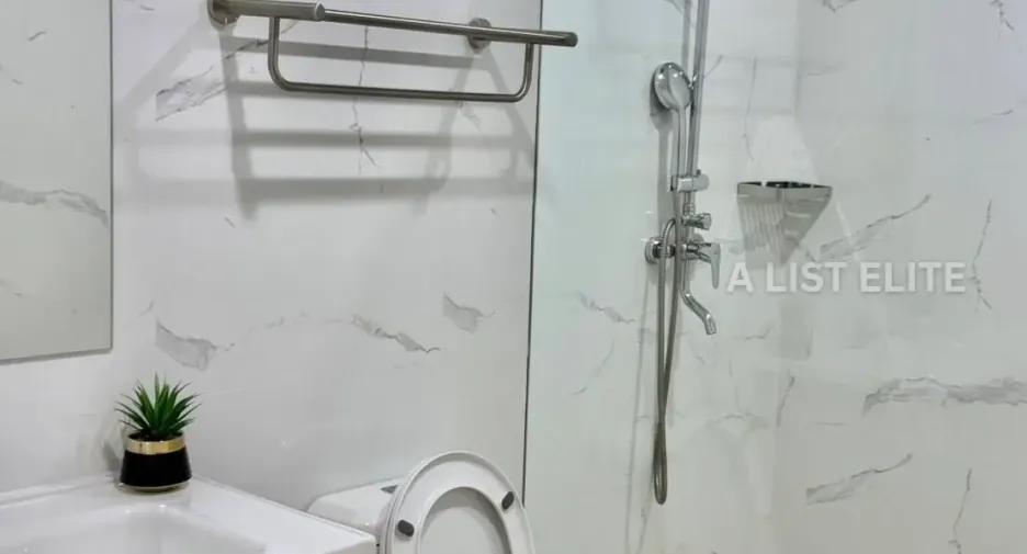For rent 5 bedrooms house in Bang Lamung, Chonburi